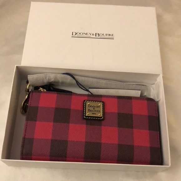 Dooney & Bourke Tucker Folded Zip Wristlet Red & Black Plaid NWT & Box - Picture 13 of 16